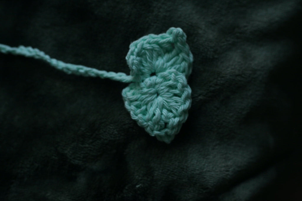 Marcapáginas de crochet de vid