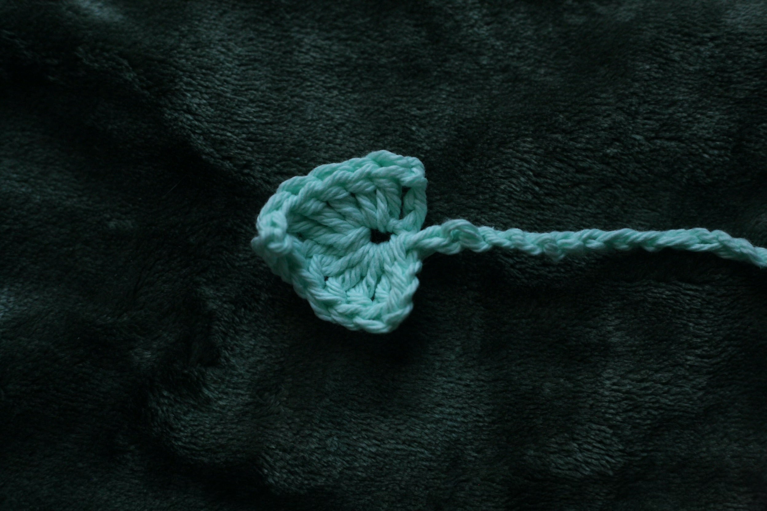 Marcapáginas de crochet de vid